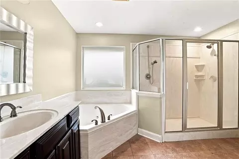 Bath - 3325 Bridge St, Slidell, LA 70458 photo 2 of 4