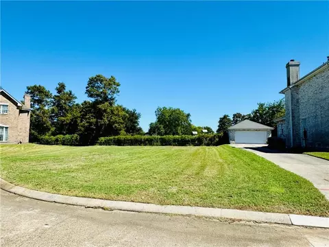 7241 E Tamaron Blvd, New Orleans, LA 70128
