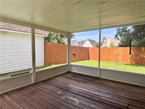 355 E Suncrest Loop, Slidell, LA 70458 photo 6