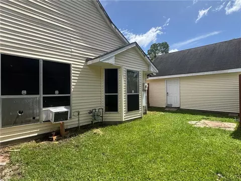 355 E Suncrest Loop, Slidell, LA 70458 photo 14