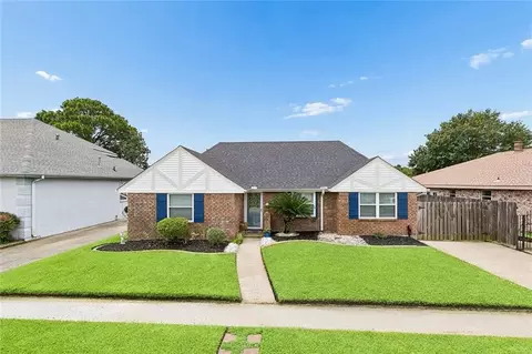 Exterior - 63 Normandy Dr, Kenner, LA 70065 photo 2 of 5