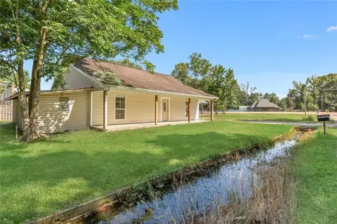 Exterior - 32405 Butch Bennett Rd, Walker, LA 70785 photo 2 of 5