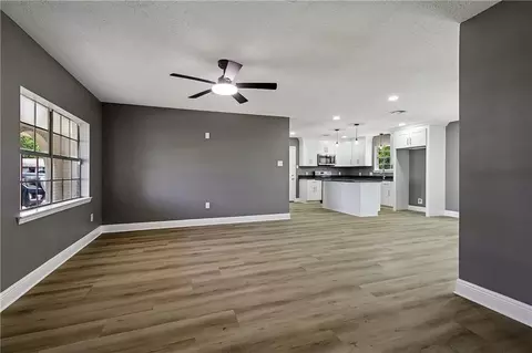 Living - 158 E 7th St, Reserve, LA 70084 photo 3 of 7