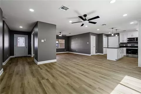 Living - 158 E 7th St, Reserve, LA 70084 photo 7 of 7