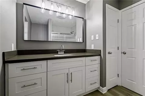 Bath - 158 E 7th St, Reserve, LA 70084 photo 1 of 2