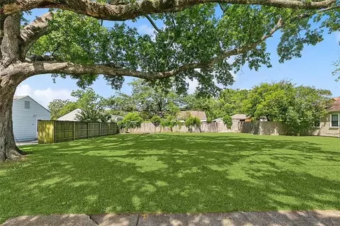 1016 Lillian St, Metairie, LA 70001