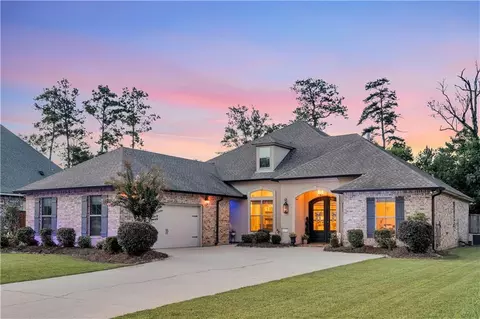 512 Kristian Ct, Madisonville, LA 70447