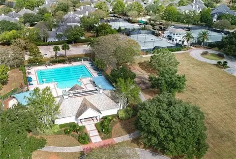 6 Island Club Ct, New Orleans, LA 70131