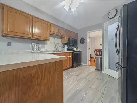 Kitchen - 112 Intrepid Dr, Slidell, LA 70458 photo 1 of 2