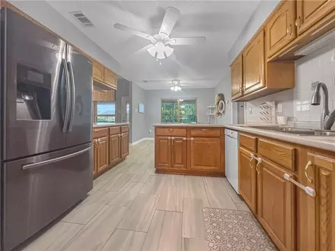 Kitchen - 112 Intrepid Dr, Slidell, LA 70458 photo 2 of 2