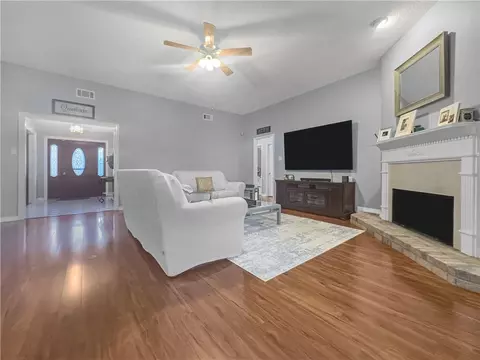 Living - 112 Intrepid Dr, Slidell, LA 70458 photo 1 of 5