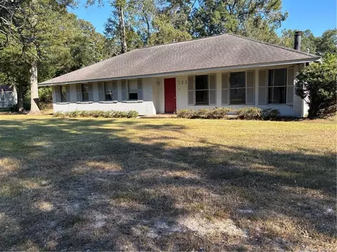 Other - 722 S Harrison St, Covington, LA 70433 photo 1 of 4