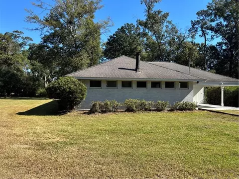 Exterior - 722 S Harrison St, Covington, LA 70433 photo 2 of 3