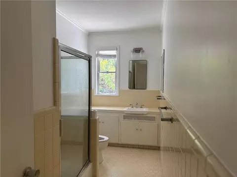 Bath - 722 S Harrison St, Covington, LA 70433 photo 3 of 4
