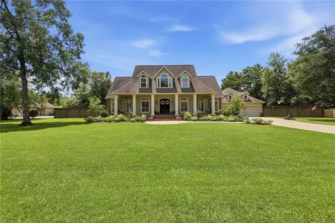 19 Weldon Cir, Ponchatoula, LA 70454
