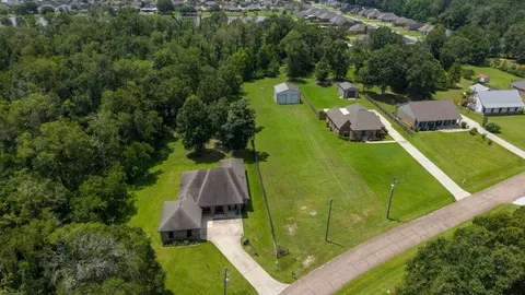 12289 Leblanc Ln, Walker, LA 70785