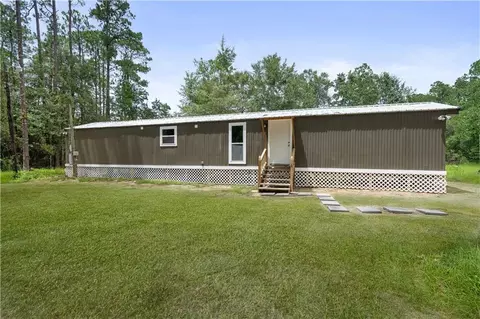 29501 Lyon Ln, Lacombe, LA 70445