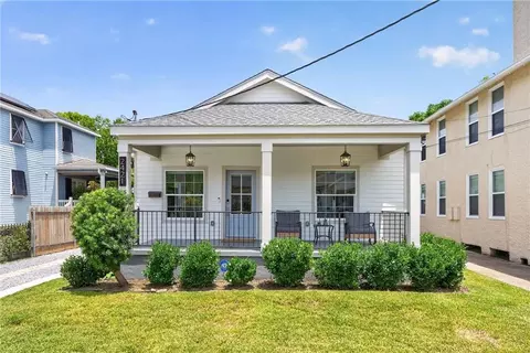 2421 Valmont St, New Orleans, LA 70115