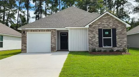 40555 Cara Mae St, Slidell, LA 70461