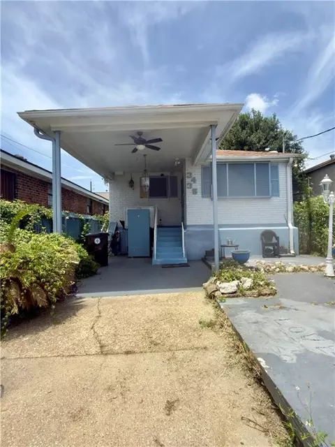 3435 Clara St, New Orleans, LA 70115