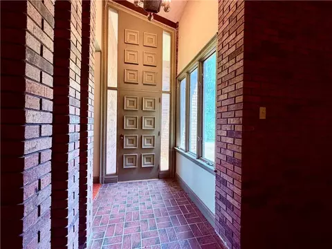 Entry Way - 260 Joiner Loop, Pollock, LA 71467 photo 2 of 8