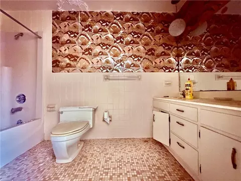 Bath - 260 Joiner Loop, Pollock, LA 71467 photo 3 of 3