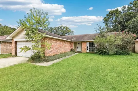 224 S Queens Dr, Slidell, LA 70458