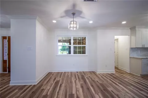Living - 104 Bocage Dr, Luling, LA 70070 photo 2 of 8