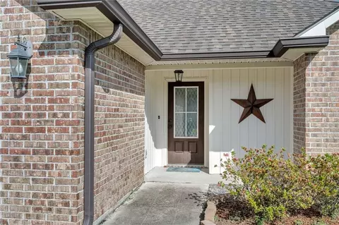 Exterior - 206 Ashton Oaks Ln, Luling, LA 70070 photo 3 of 6