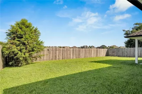 Exterior - 206 Ashton Oaks Ln, Luling, LA 70070 photo 6 of 6