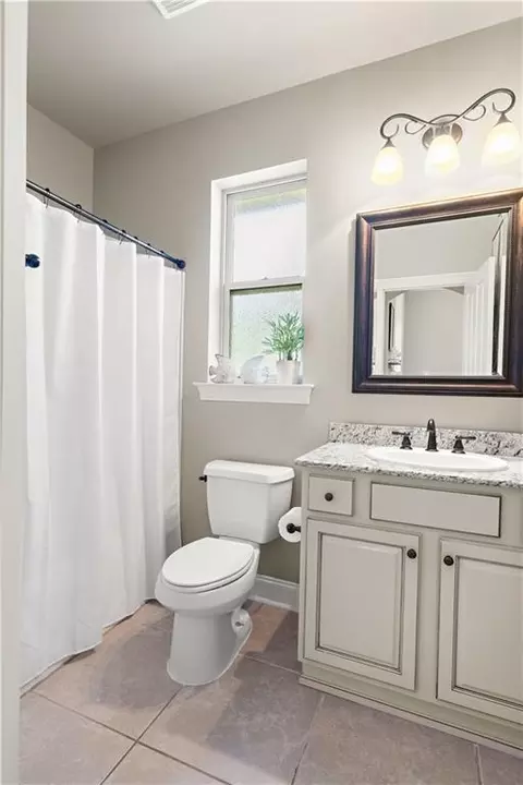 Bath - 664 Bateleur Way, Covington, LA 70435 photo 2 of 2