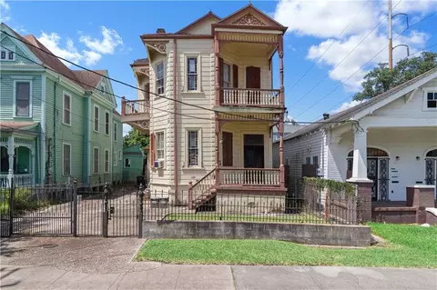 2544 Ursulines Ave, New Orleans, LA 70119
