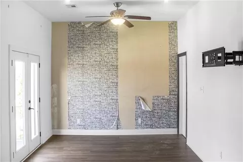 Living - 405 Lac Verret Dr, Luling, LA 70070 photo 5 of 5