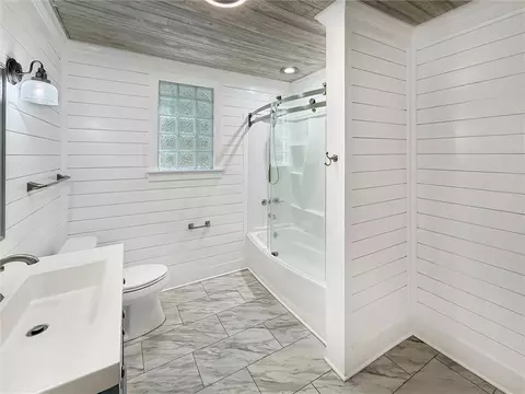 Bath - 35376 Garden Dr, Slidell, LA 70460 photo 2 of 3
