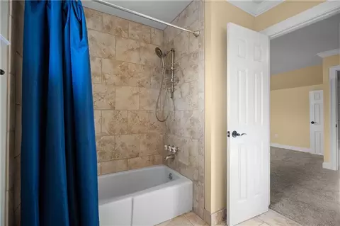 Bath - 17 Everglades St, Kenner, LA 70065 photo 6 of 6