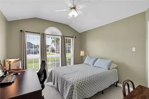 Bedroom - 106 Dogwood Dr, Luling, LA 70070 photo 6 of 9