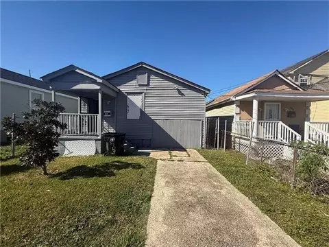 2006 Clouet St, New Orleans, LA 70117