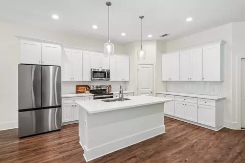 Kitchen - 415 Orleans Ave, Covington, LA 70433 photo 2 of 4