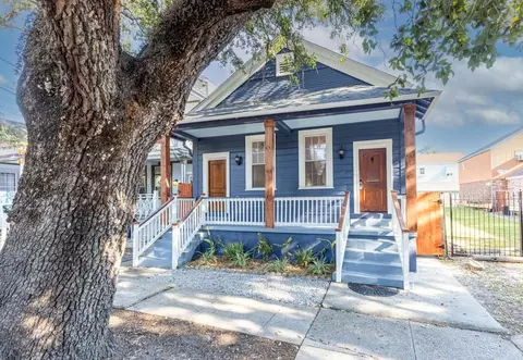 2809 Banks St, New Orleans, LA 70119