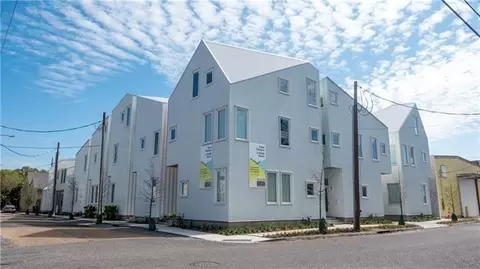 455 Ninth St #A, New Orleans, LA 70115