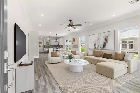 Living - 131 Antoine Ln, Luling, LA 70070 photo 2 of 3