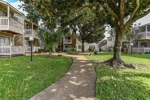730 Village Rd #A, Kenner, LA 70065