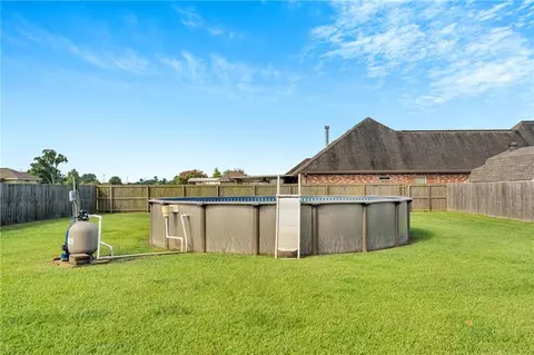 Exterior - 2927 Kiwi Ave, Gray, LA 70359 photo 5 of 6