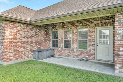 Exterior - 2927 Kiwi Ave, Gray, LA 70359 photo 4 of 6