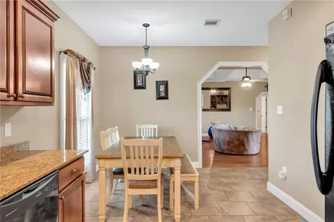 Entry Way - 2927 Kiwi Ave, Gray, LA 70359 photo 6 of 6