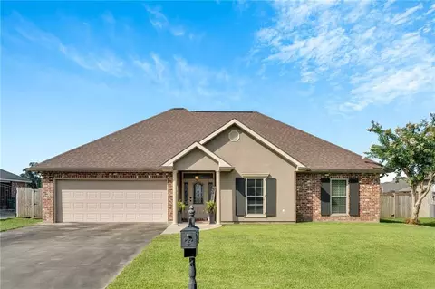 Exterior - 2927 Kiwi Ave, Gray, LA 70359 photo 2 of 6