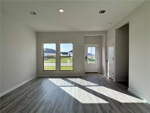 Living - 4711 Marais River Dr, Slidell, LA 70461 photo 1 of 4