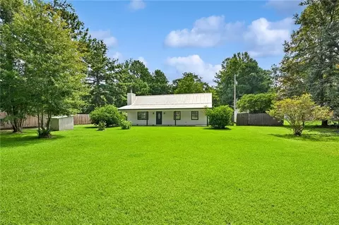 81020 Father Francis Dr, Bush, LA 70431