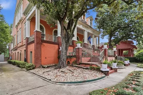 1819 Esplanade Ave, New Orleans, LA 70116