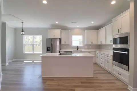 Kitchen - 166 Daisy St, Biloxi, MS 39531 photo 1 of 2